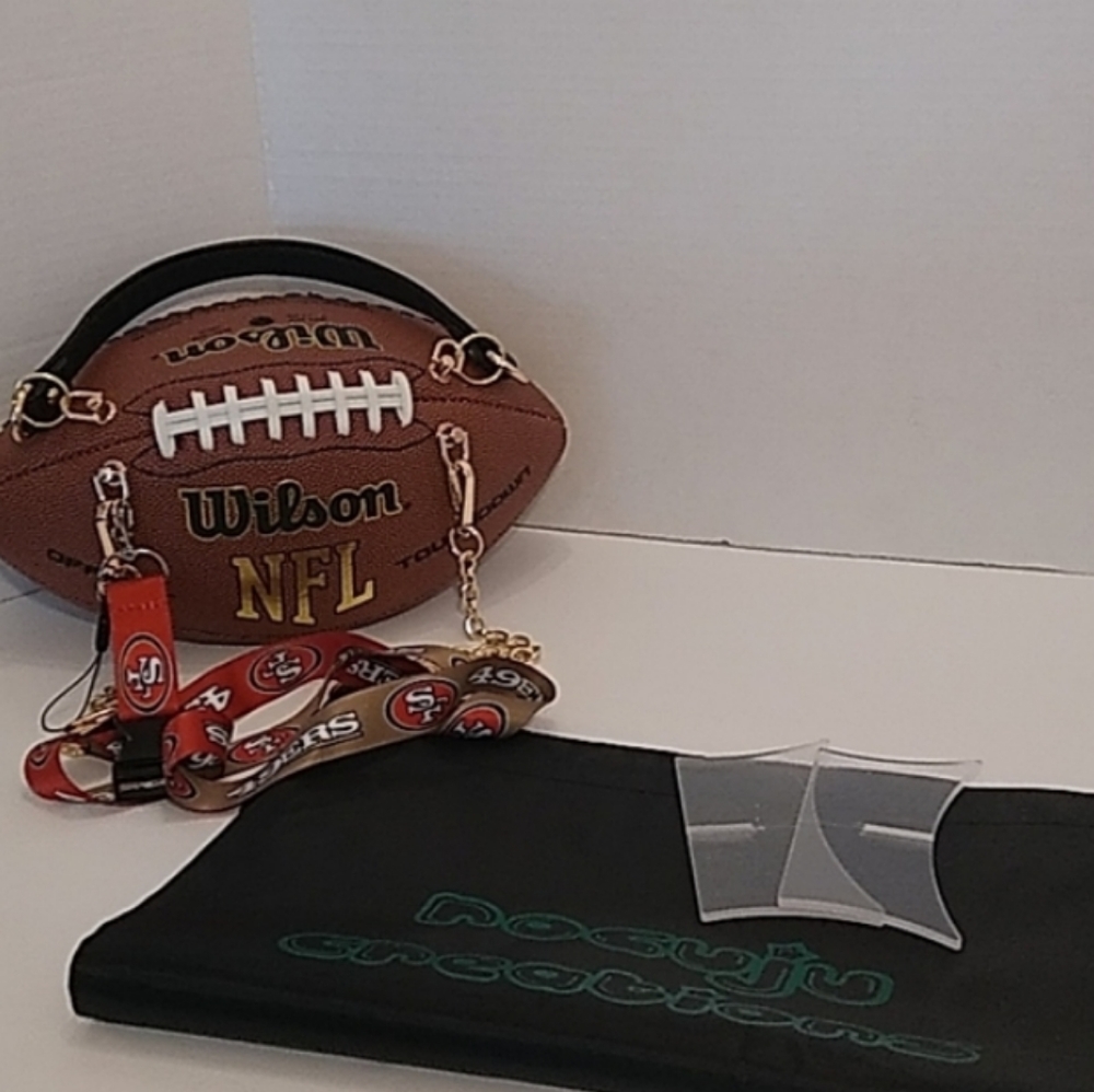 HANDMADE Football Purse (SAN FRANCISCO 49ERS) 🏈 - Picture 4 of 17